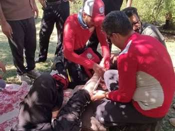 نجات گردشگر گرفتار در ارتفاعات کمندان اشترانکوه