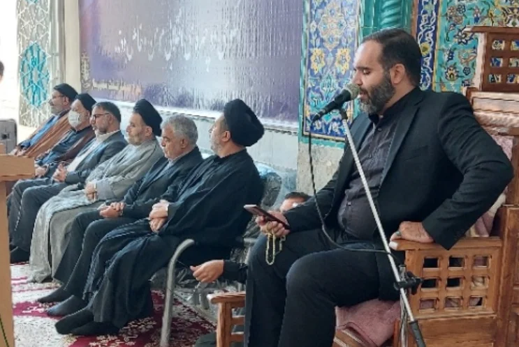 حضور مدیرعامل و نماینده ولی فقیه در جمعیت هلال احمر لرستان به همراه معاونین و پرسنل جمعیت در مراسم هشتم شهریور در حوزه علمیه کمالیه خرم آباد