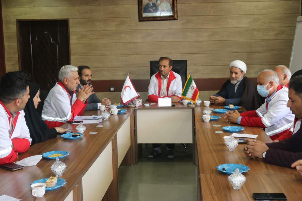 معیشت امدادگران اولین دغدغه مدیرعامل جمعیت هلال استان لرستان
